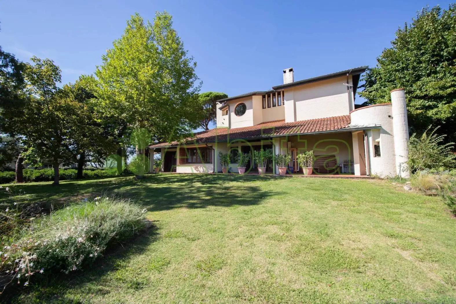 Villa in vendita a Capannori