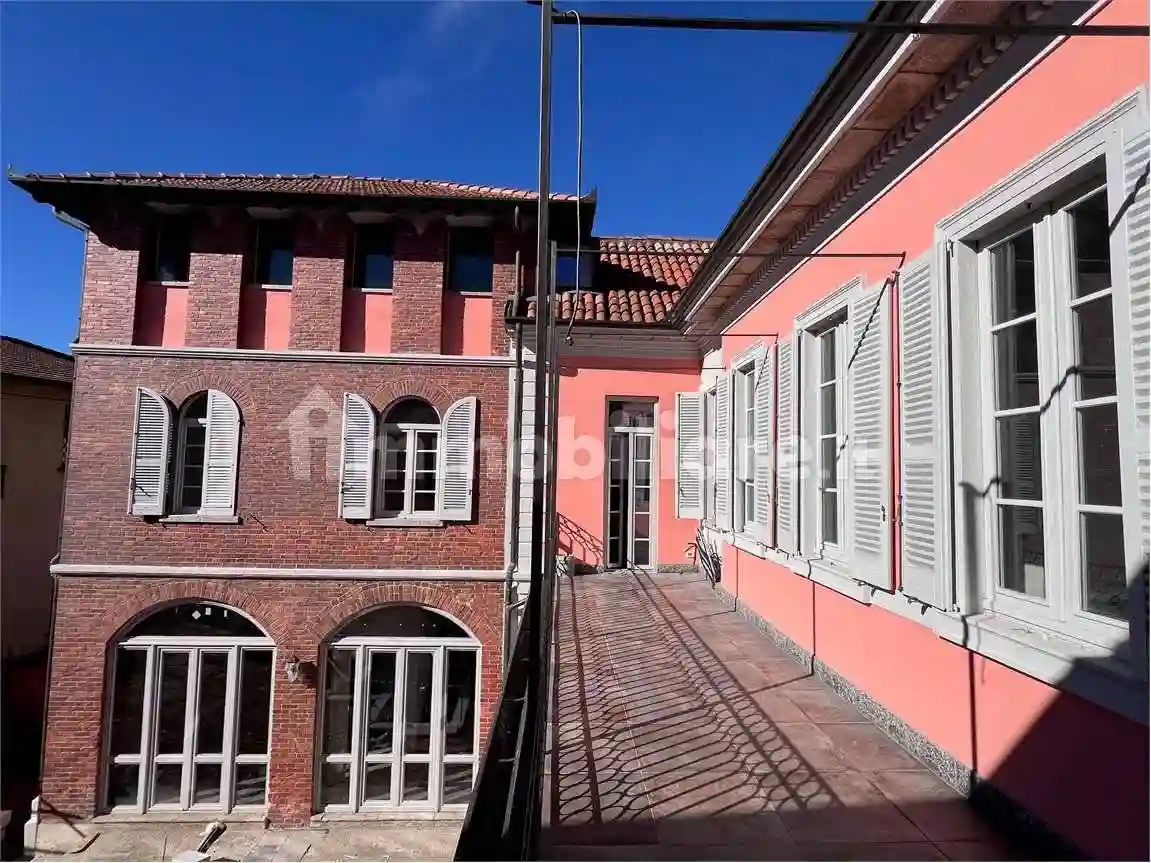 Palazzo - Edificio - foto 2