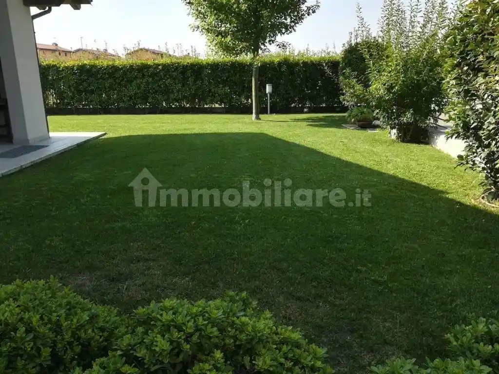 Villa unifamiliare via ARTEGNA, Mucinasso, Piacenza - foto 2
