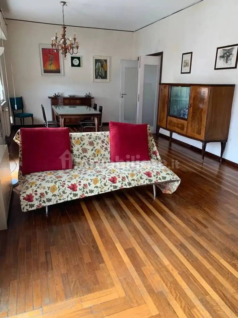 Appartamento in affitto a Albissola Marina