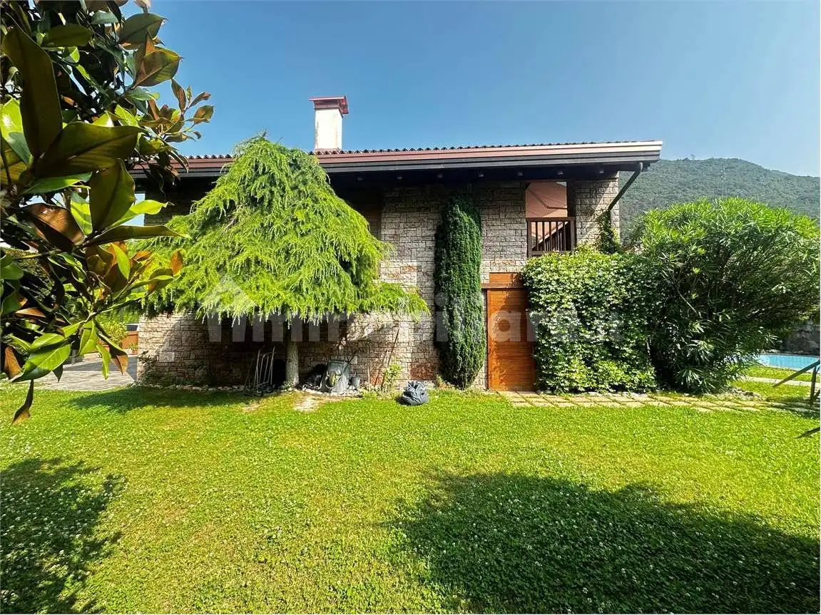 Villetta a schiera in vendita a Vallelaghi