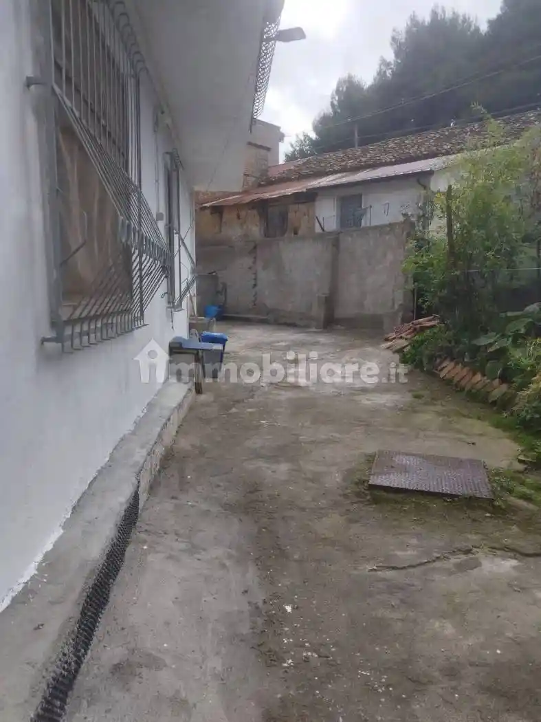 Villa unifamiliare via Lazio No Number, Vibo Valentia - foto 3