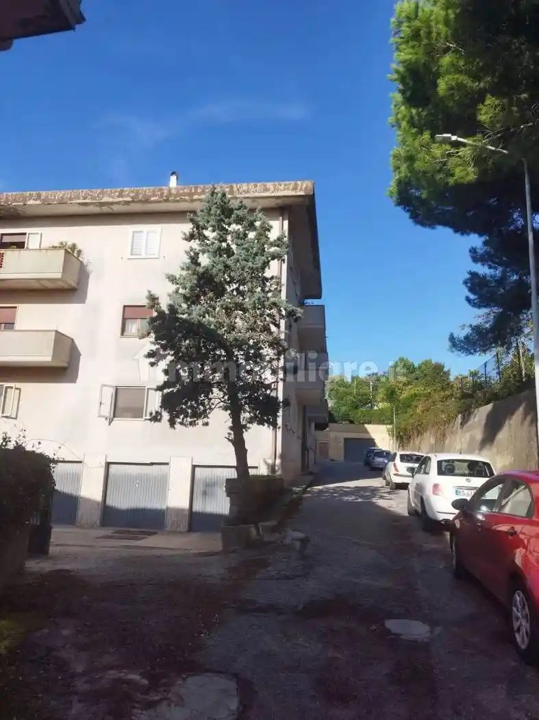 Trilocale piazza D'Armi No Number, Centro, Vibo Valentia - foto 5