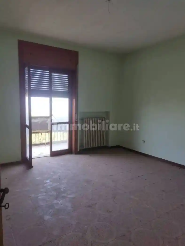 Quadrilocale via Della Pace No Number, Centro, Vibo Valentia - foto 5