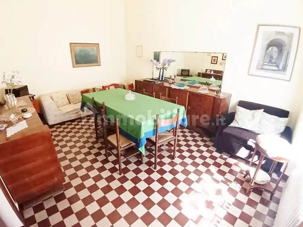 Terratetto unifamiliare 179 m², buono stato, Centro, Avezzano - foto 3