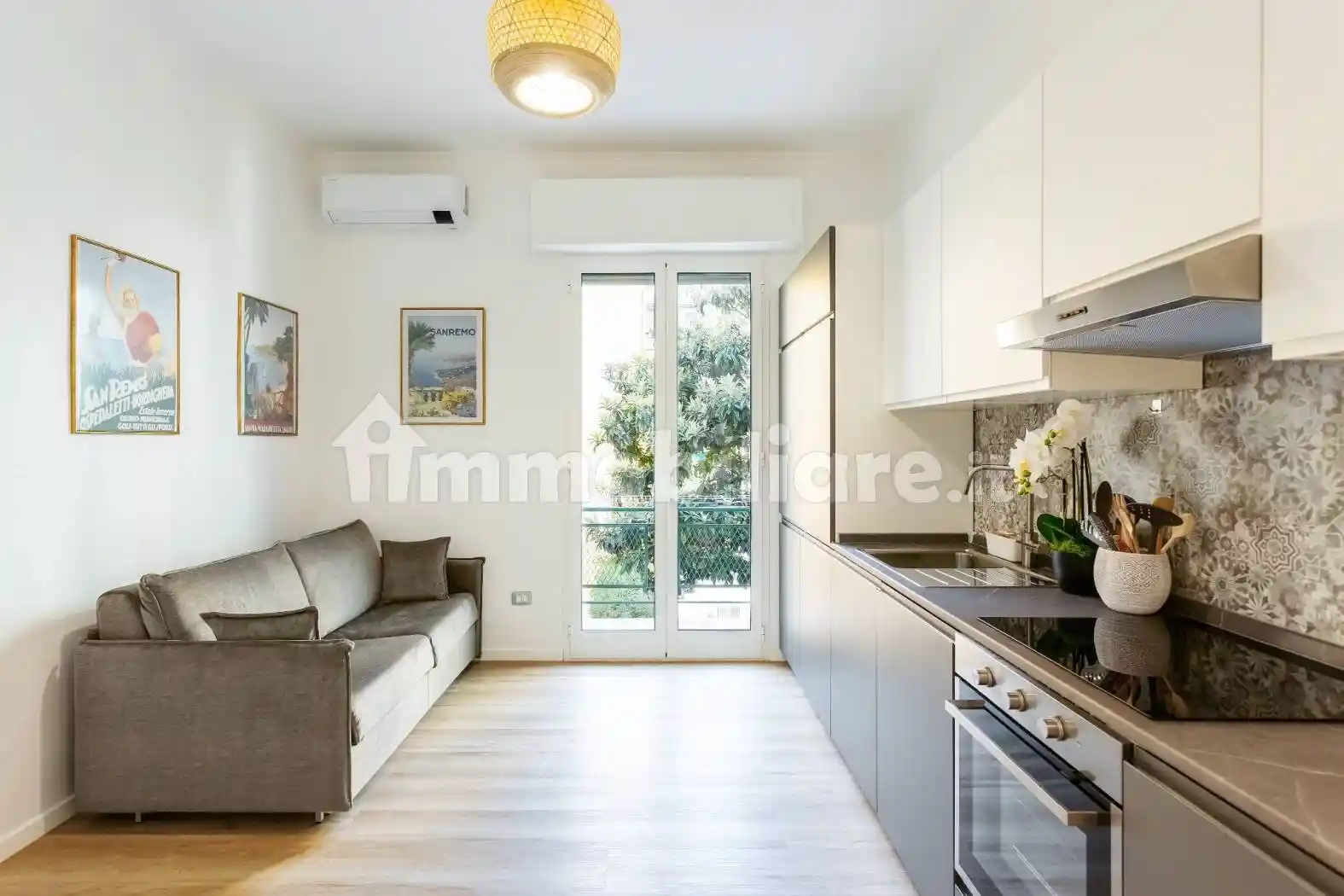 Trilocale via Martiri della Libertà 110, Borgo, Sanremo - foto 3