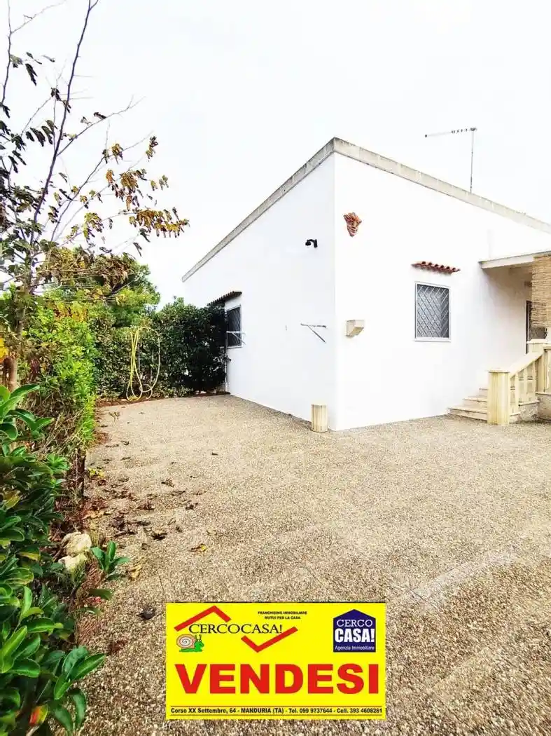 Villa in vendita a Maruggio