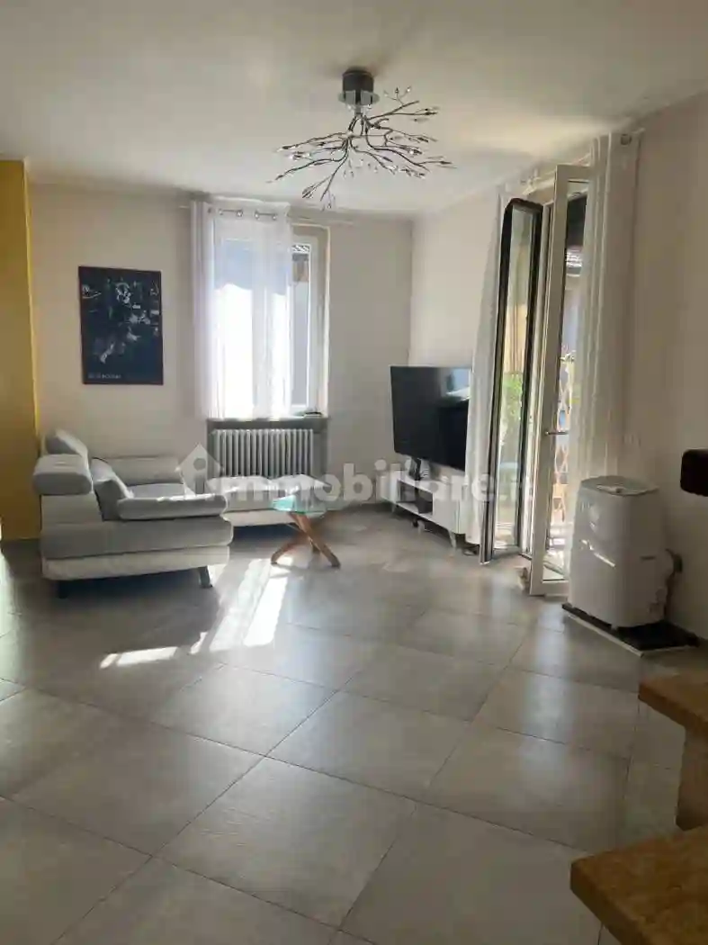 Trilocale via Giacomo Matteotti 95, Cadrezzate con Osmate - foto 4