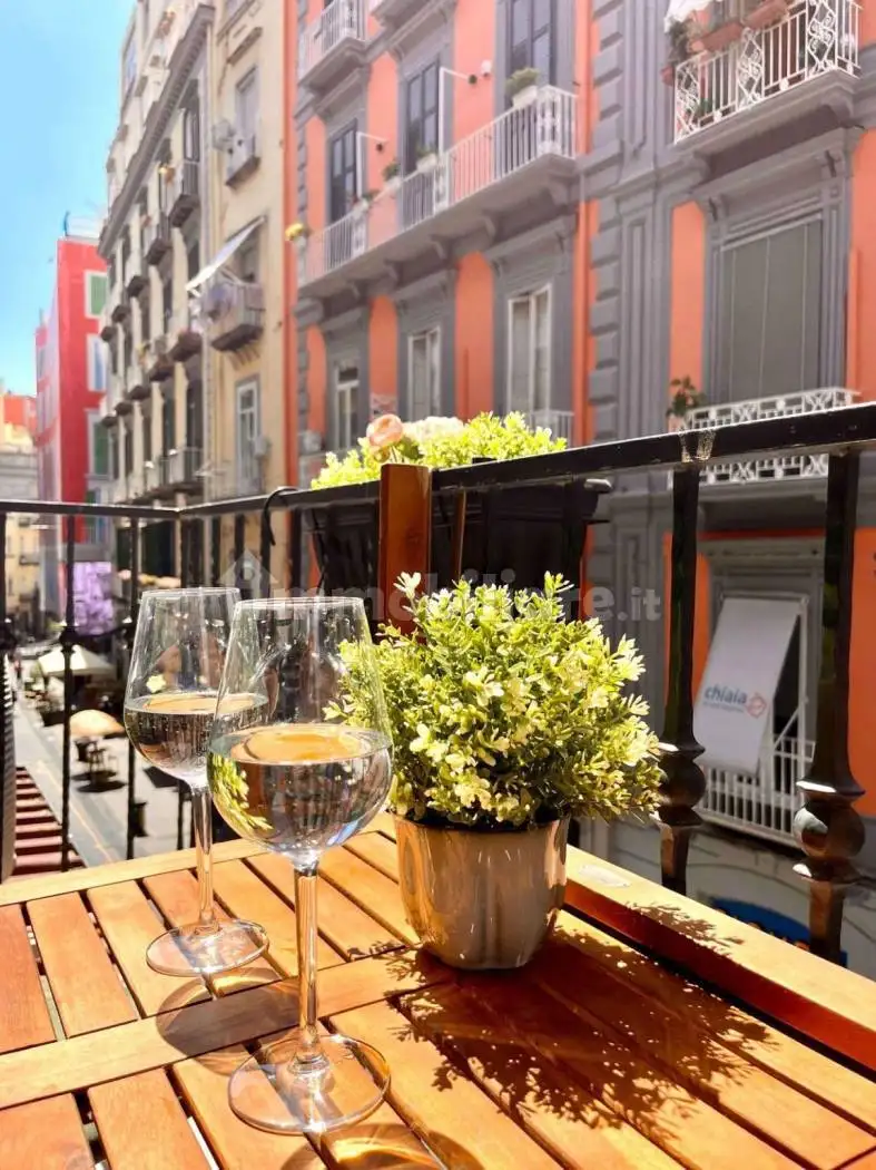 Appartamento in affitto a Napoli