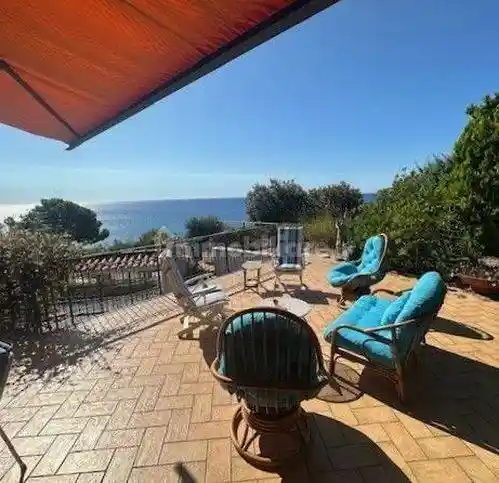 Villa in vendita a Andora