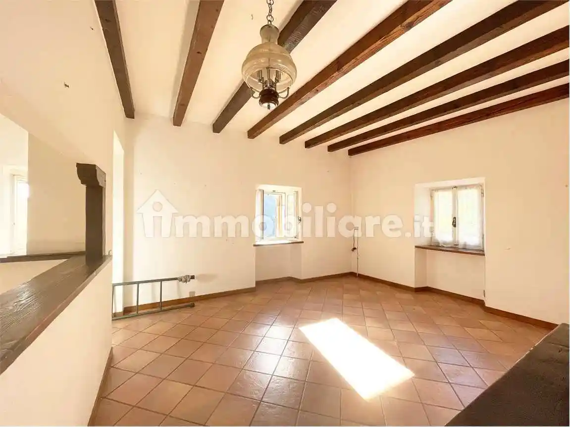 Casa indipendente in vendita a San Giacomo Filippo