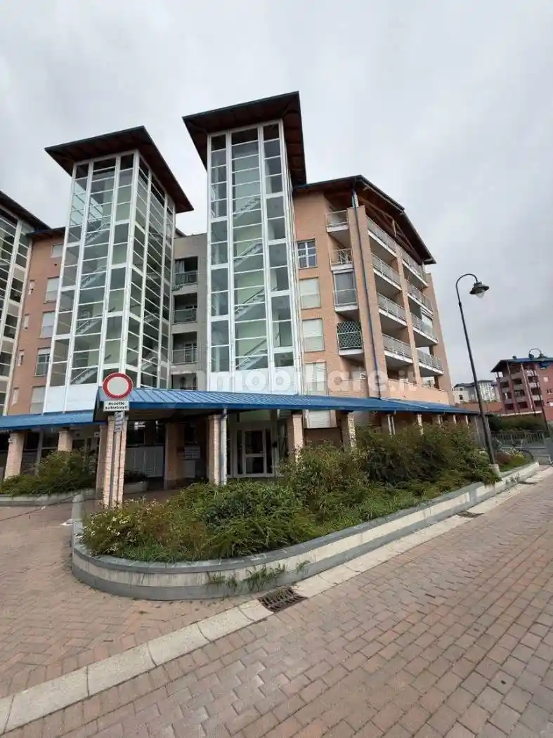 Bilocale viale Piero Masera 48, Borgo Piave, Corso Europa, Zona Ferrero, Alba - foto 2