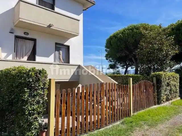 Casa indipendente in vendita a Rosignano Marittimo