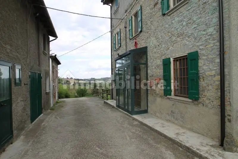 Rustico - Casale in vendita a Valsamoggia
