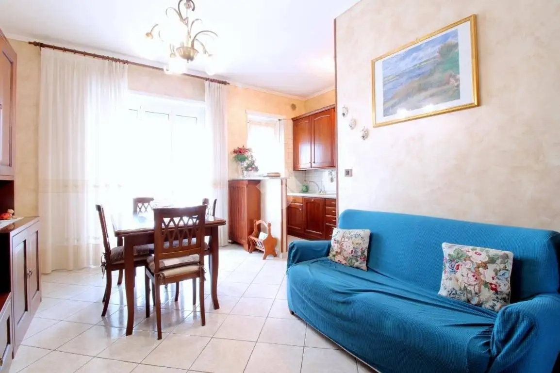 Appartamento in vendita a Rivoli