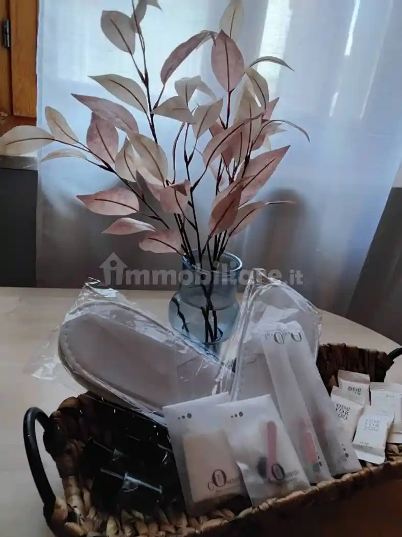 Quadrilocale via Tombetta 42, Borgo Roma, Verona - foto 2