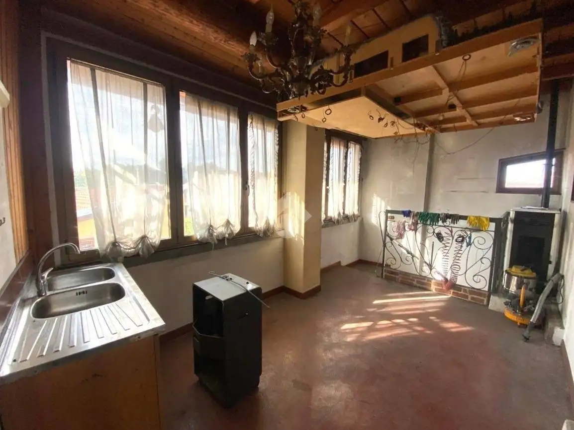 Terratetto unifamiliare via Giuseppe Mazzini 21, Centro, Villa d'Almè - foto 2