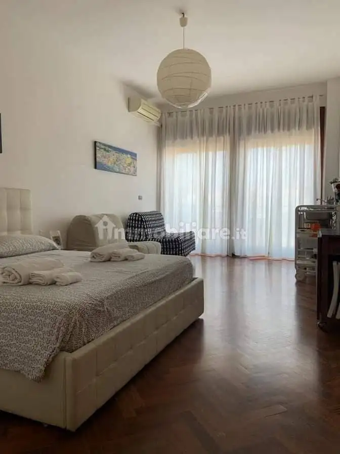 Appartamento in affitto a Napoli