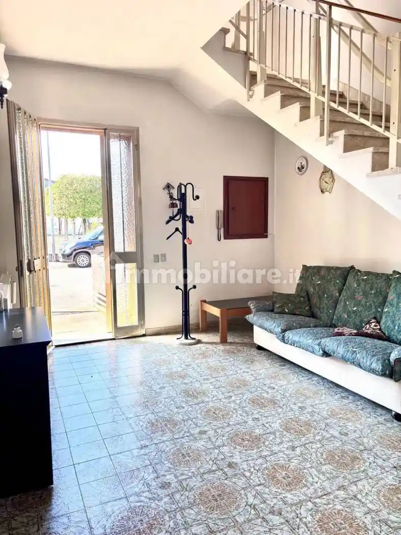 Villa in vendita a Russi