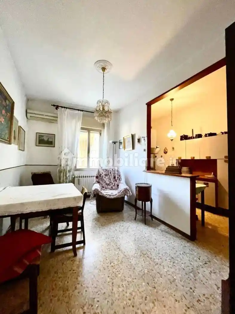 Villa in vendita a Russi