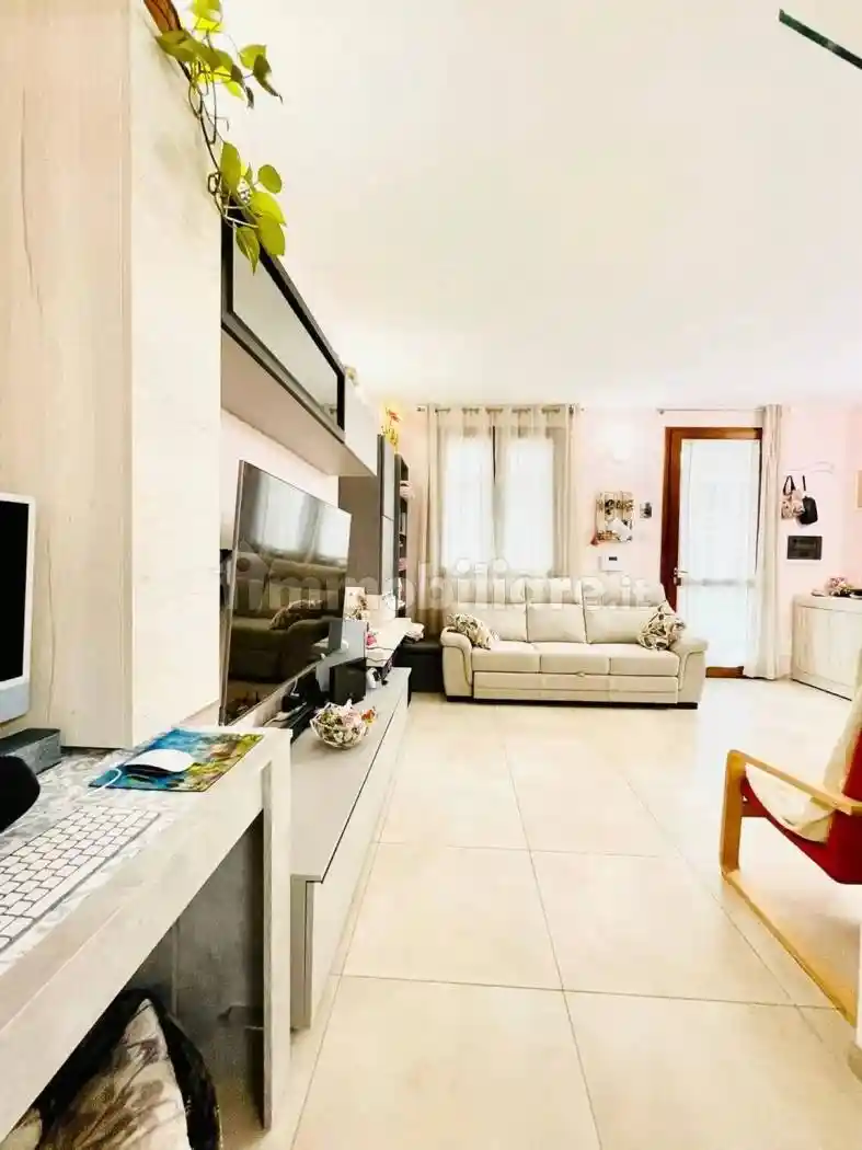 Villa in vendita a Russi