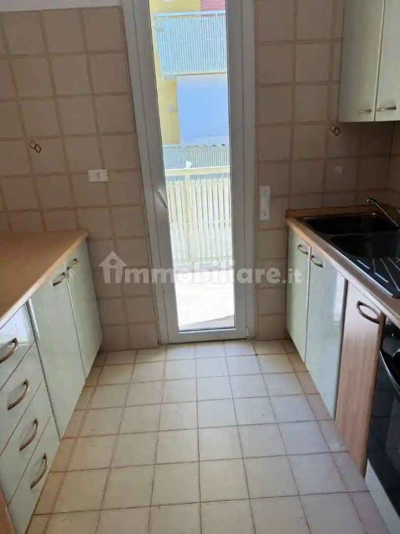 Trilocale via Gorizia, Centro, Alba Adriatica - foto 4