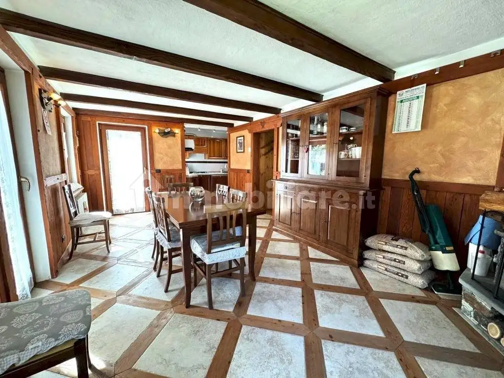 Terratetto plurifamiliare Località Chesod, 1, Buisson, Antey-Saint-Andrè - foto 2