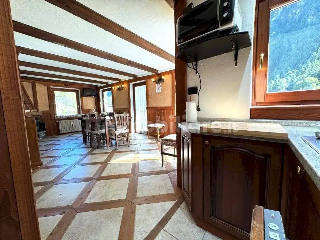 Terratetto plurifamiliare Località Chesod, 1, Buisson, Antey-Saint-Andrè - foto 3