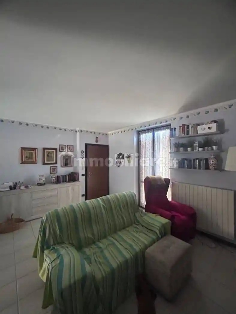 Trilocale via Camillo Benso di Cavour 2f, Cremosano - foto 4