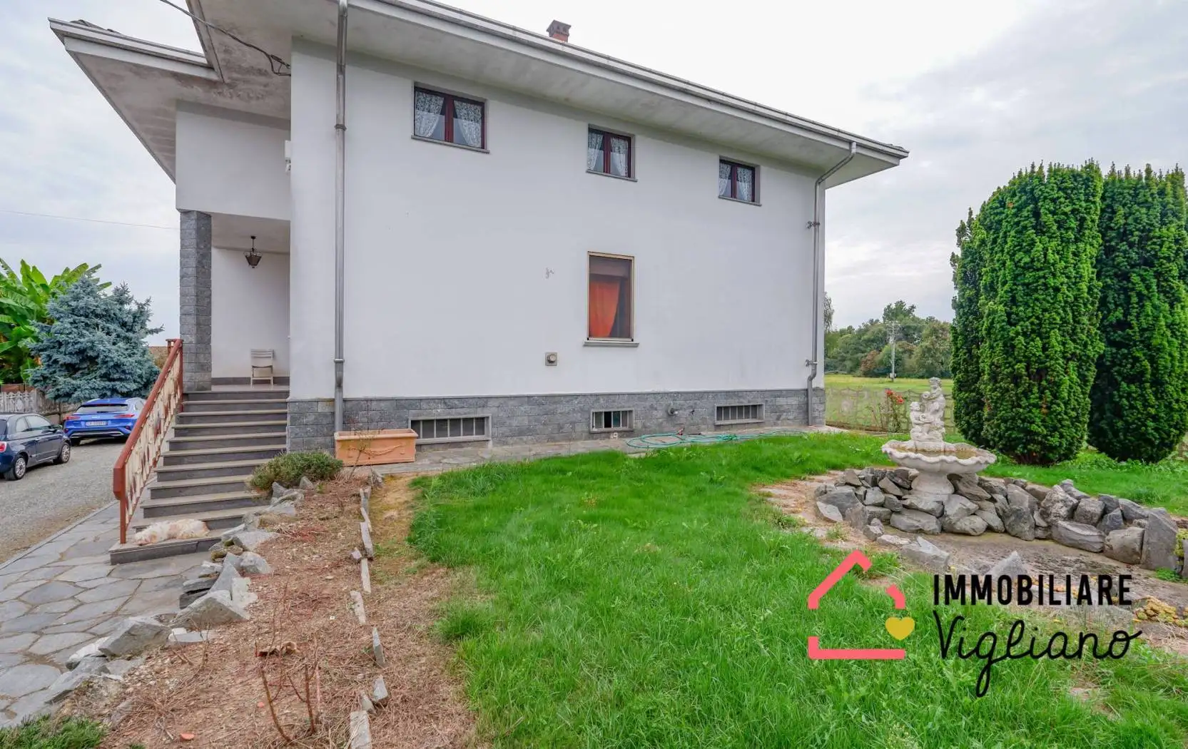 Villa in vendita a Benna