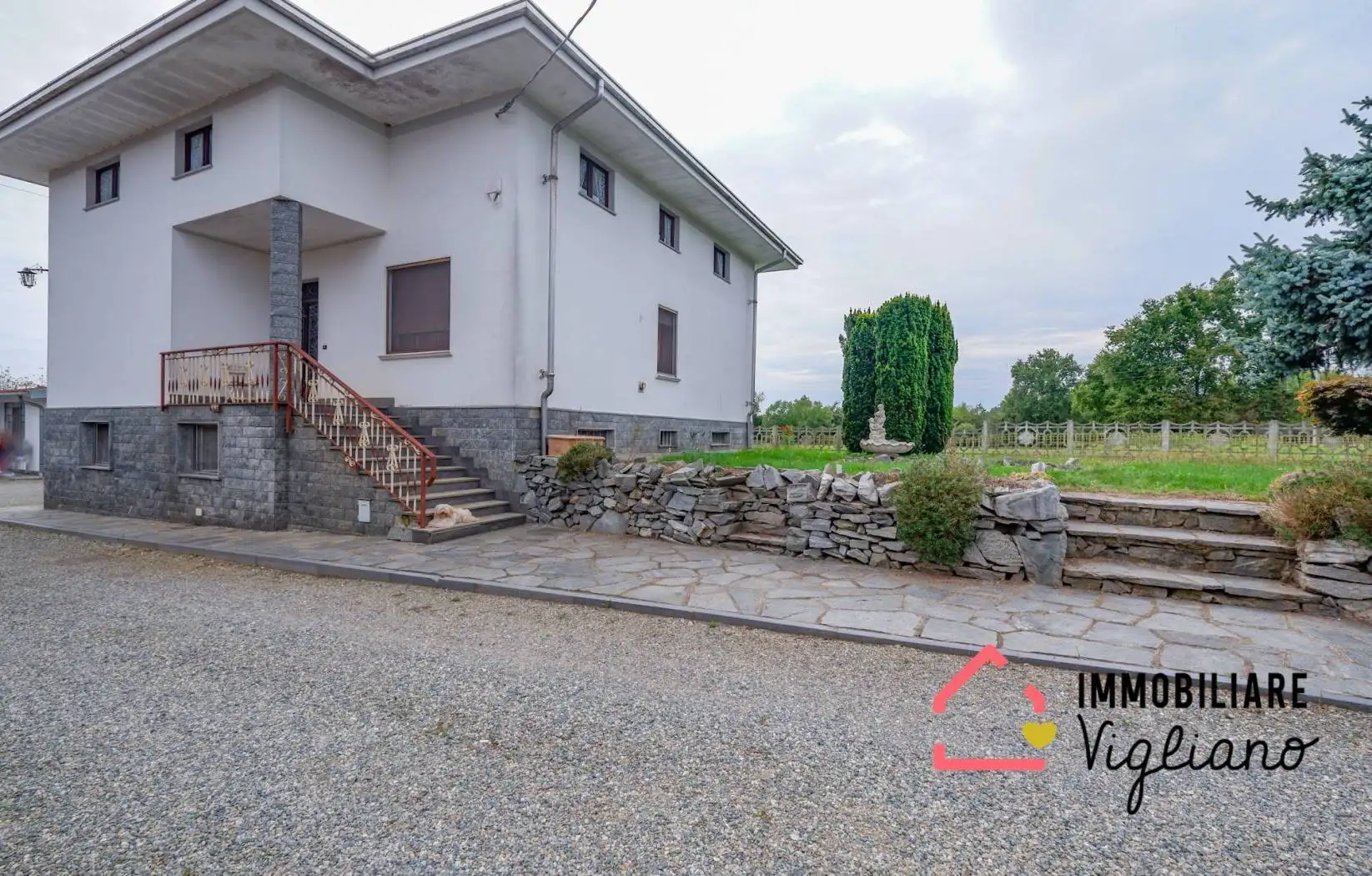 Villa unifamiliare, buono stato, 155 m², Benna - foto 3