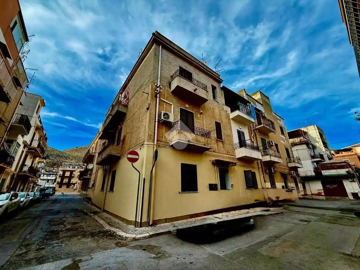 Appartamento in vendita a Palermo
