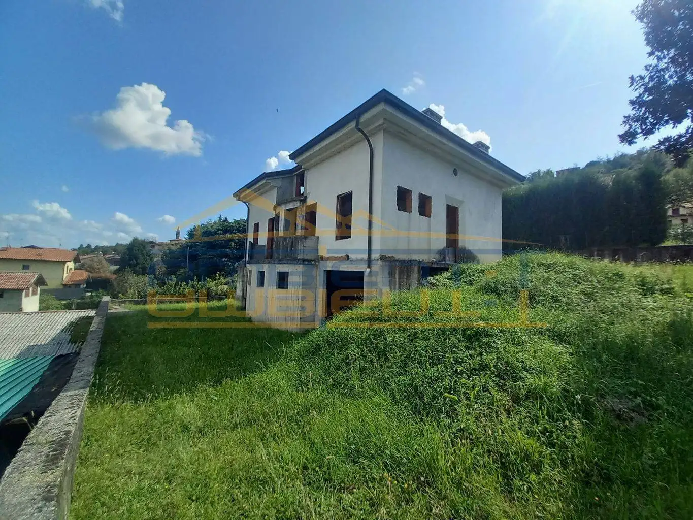 Villa in vendita a La Valletta Brianza
