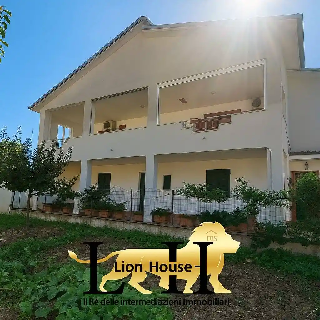 Villa in vendita a Frosinone