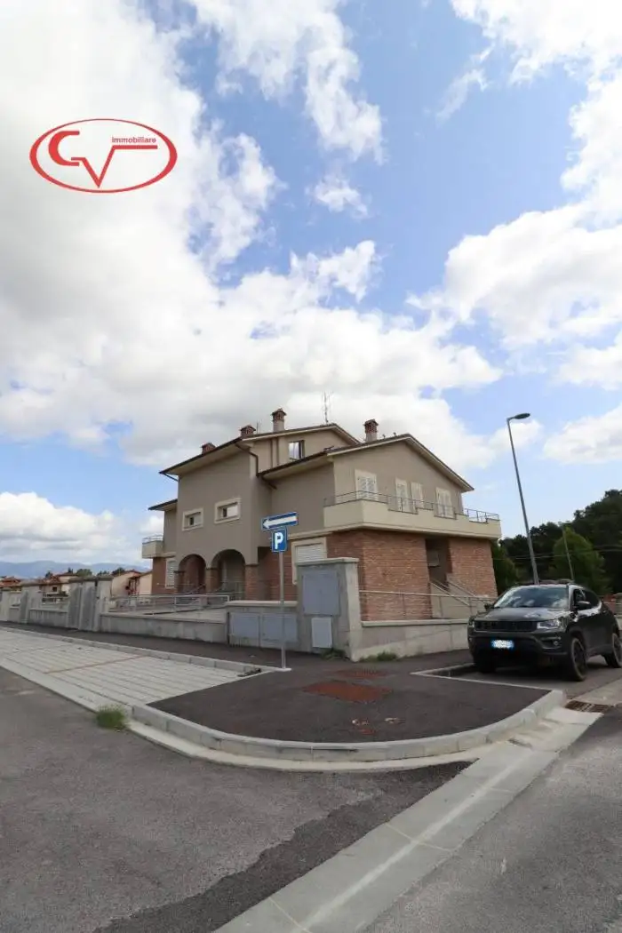 Villetta a schiera in vendita a Montevarchi