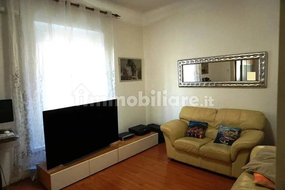 Appartamento in vendita a Genova