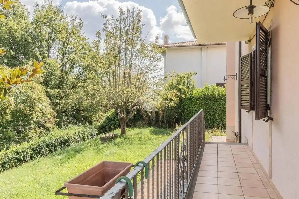 Villa bifamiliare via della croce 138, Vejano - foto 4