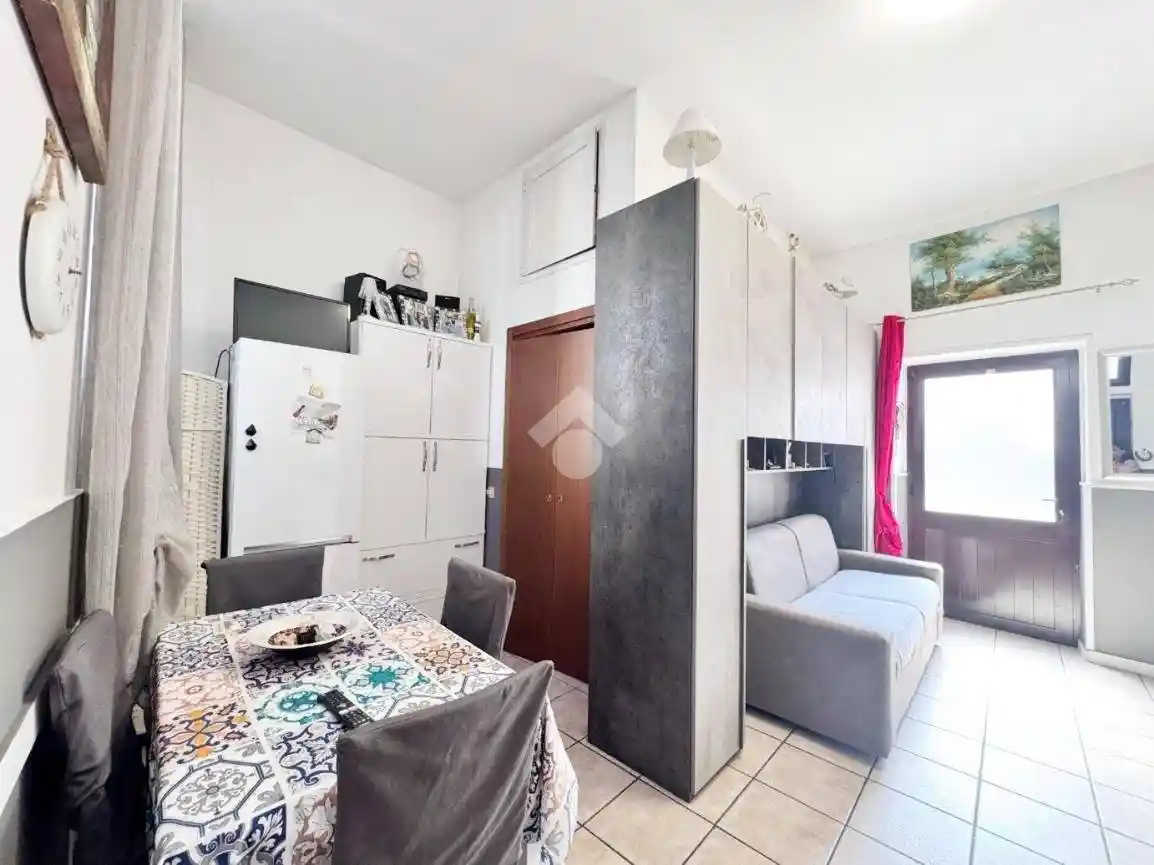 Monolocale via Giacomo Leopardi 10, Ospedale, Seregno - foto 5