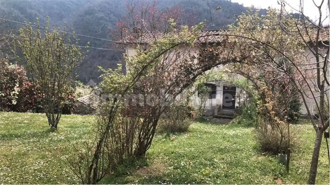 Villa unifamiliare via piazza di Brancoli, Brancoleria, Lucca - foto 2