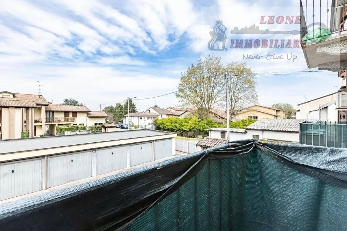 Trilocale via Fratelli Cairoli 3, Centro, Albuzzano - foto 4