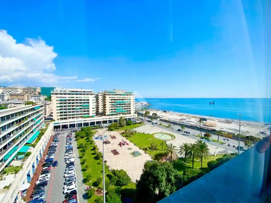 Appartamento in vendita a Genova