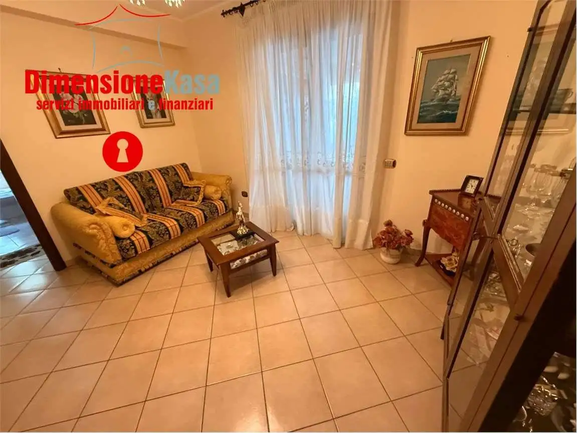 Trilocale via togliatti, Cimitile - foto 3