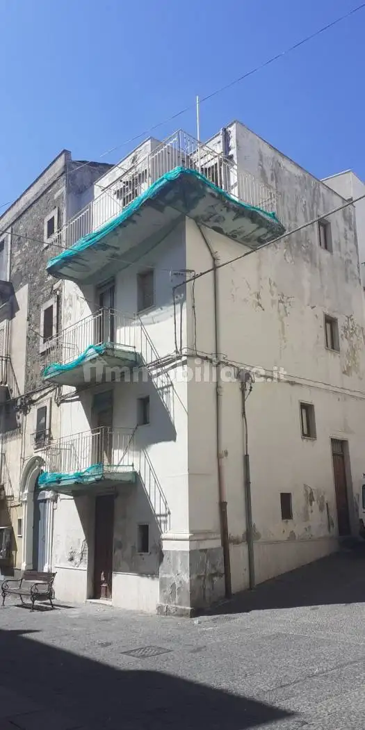 Appartamento in vendita a Militello in Val di Catania