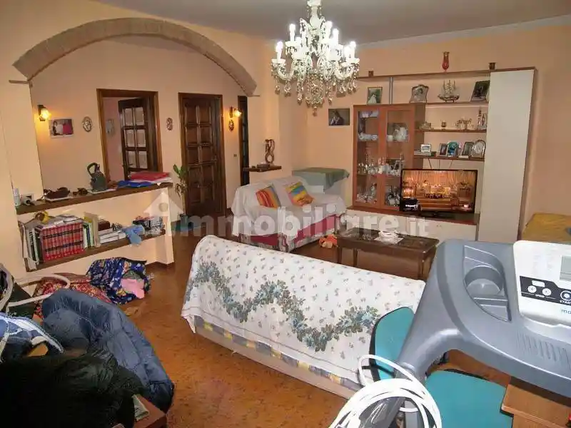 Appartamento in vendita a Sinalunga