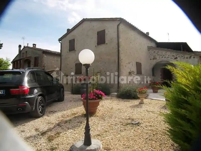 Rustico - Casale in vendita a Colle di Val d'Elsa