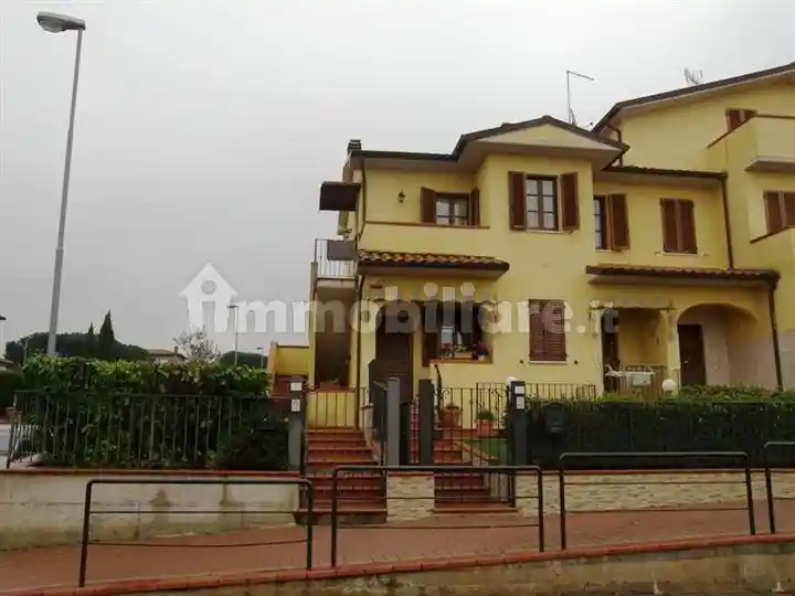 Appartamento in vendita a Sinalunga