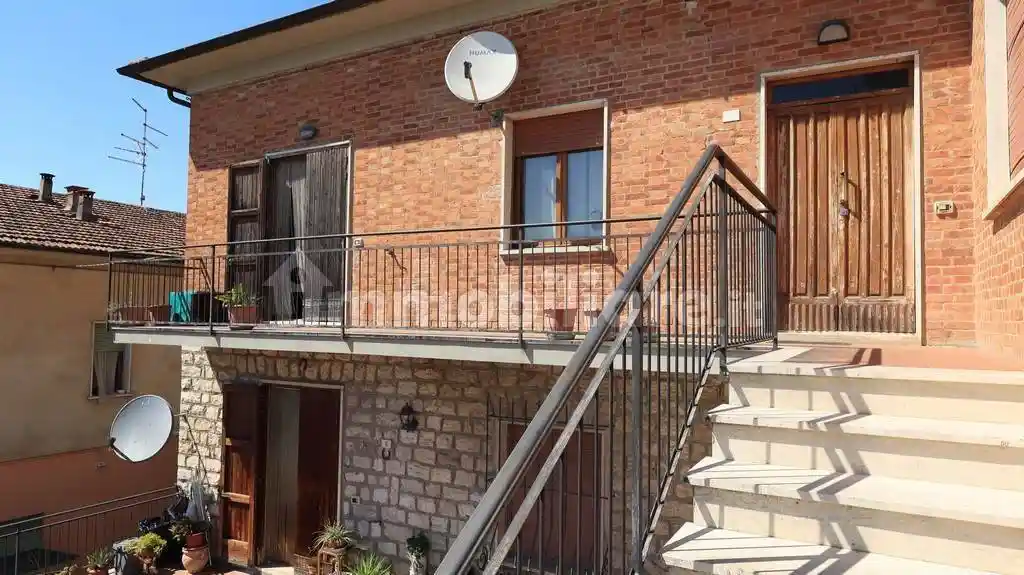 Appartamento in vendita a Sinalunga