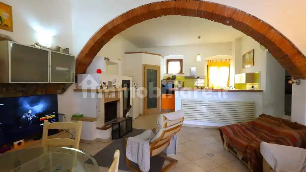 Appartamento in vendita a Sinalunga