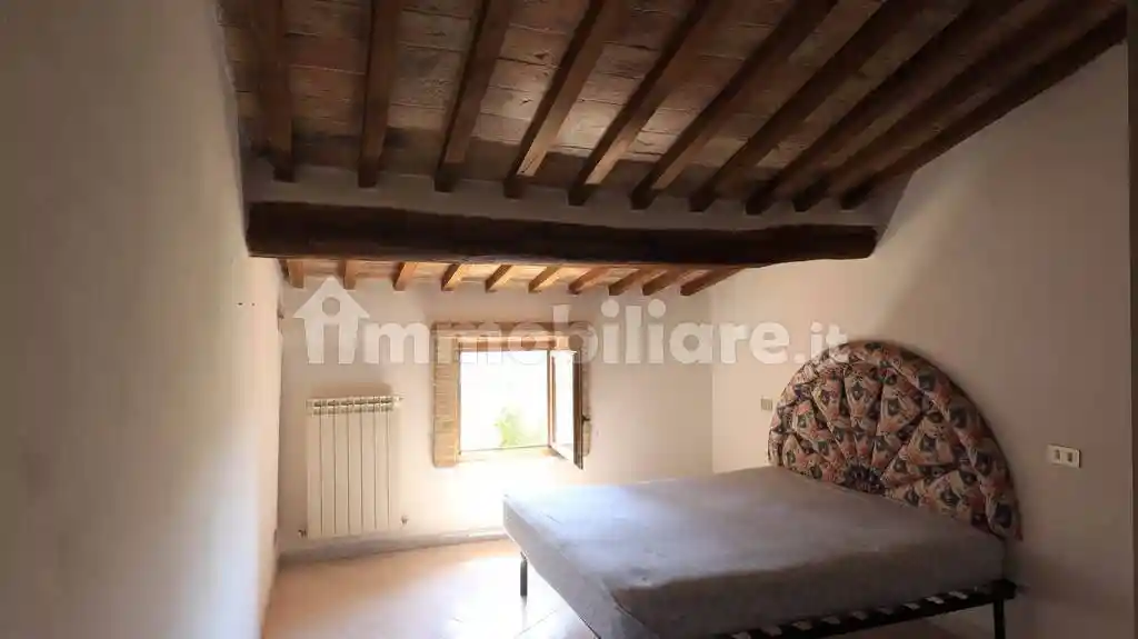 Appartamento in vendita a Montalcino