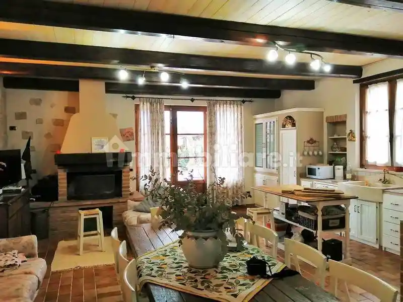 Appartamento in vendita a Torrita di Siena